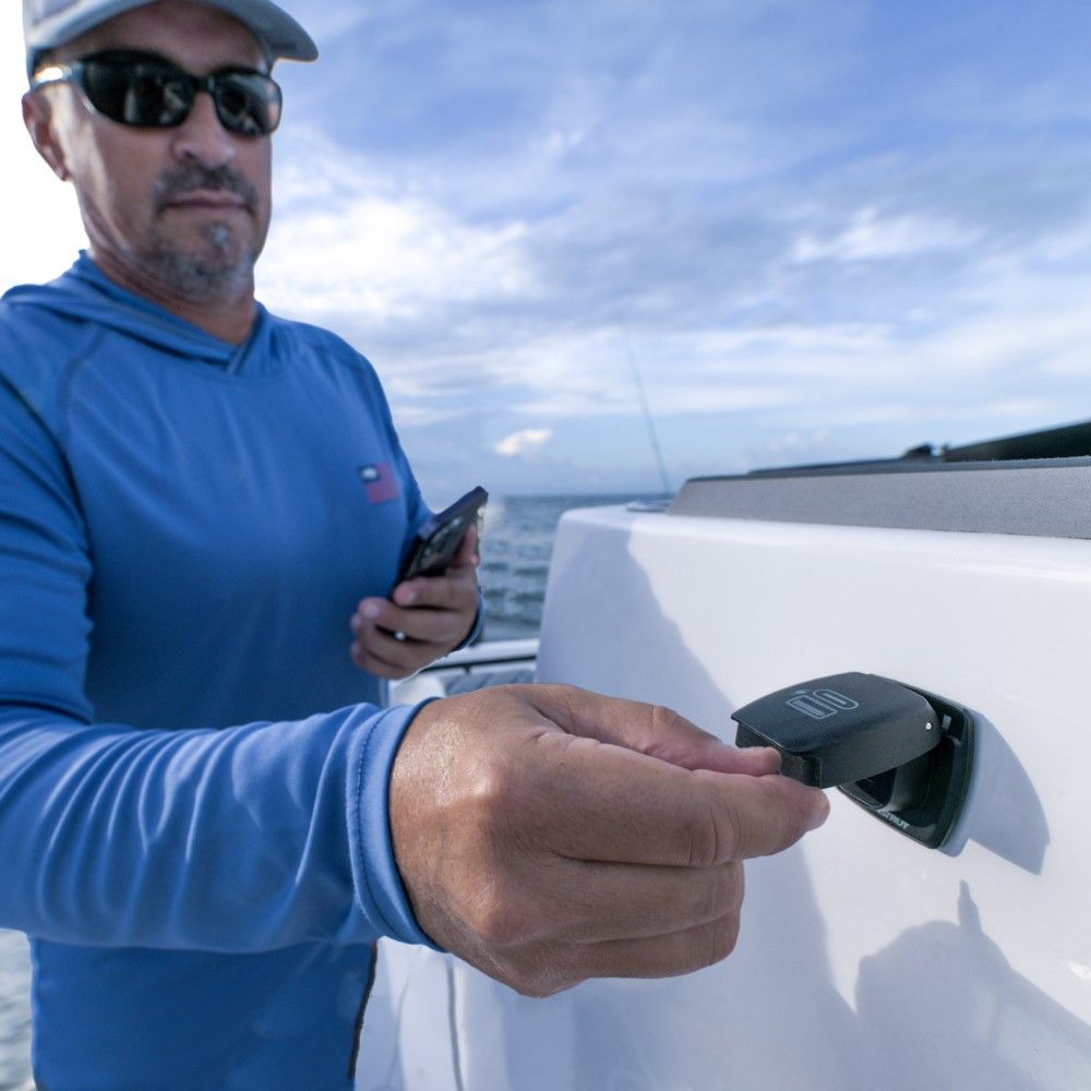 Scanstrut Flip Pro Plus Fast Charge USB-A & USB-C (Front or Rear Fit)