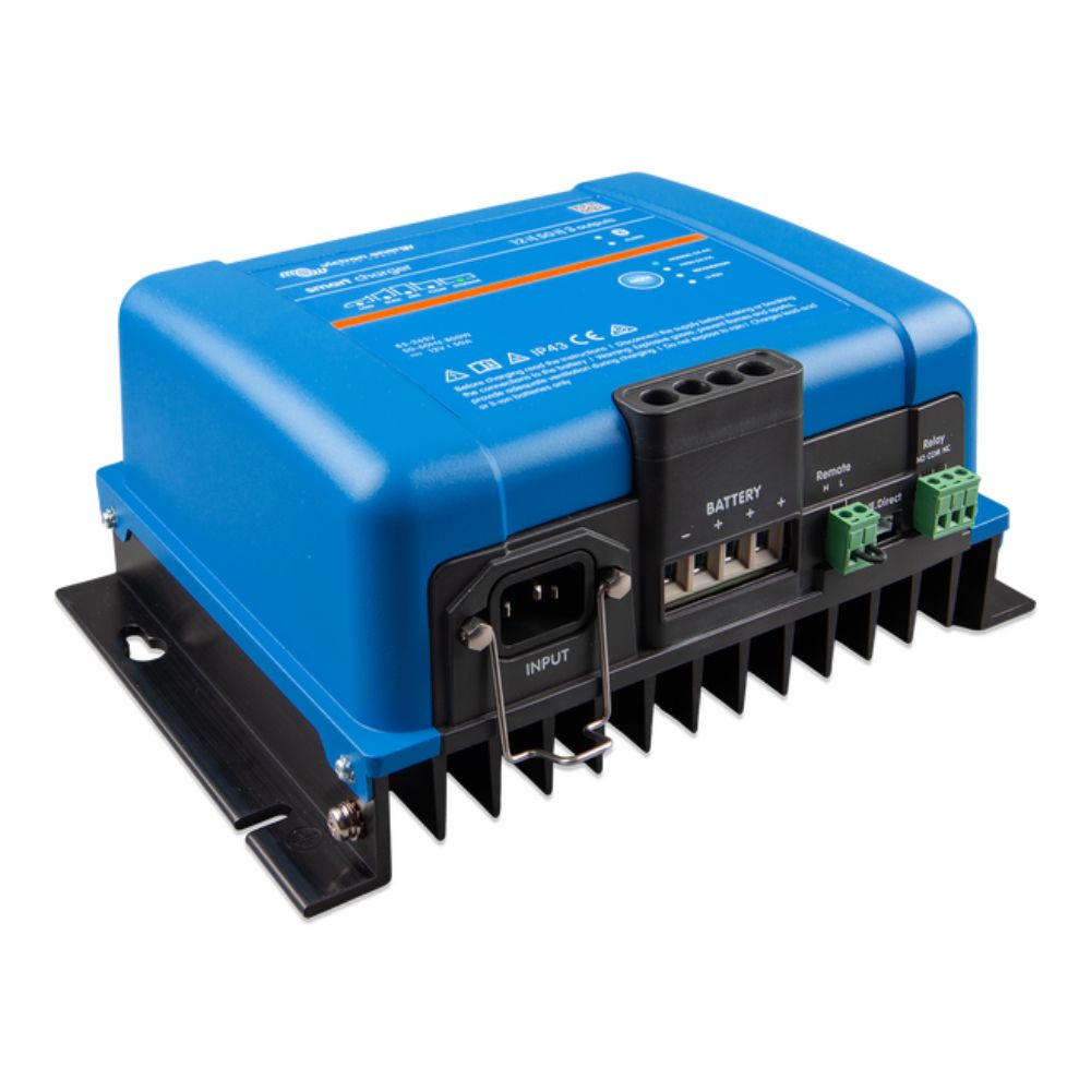 Victron Phoenix Smart IP43 Charger 12/50(3) 120-240V