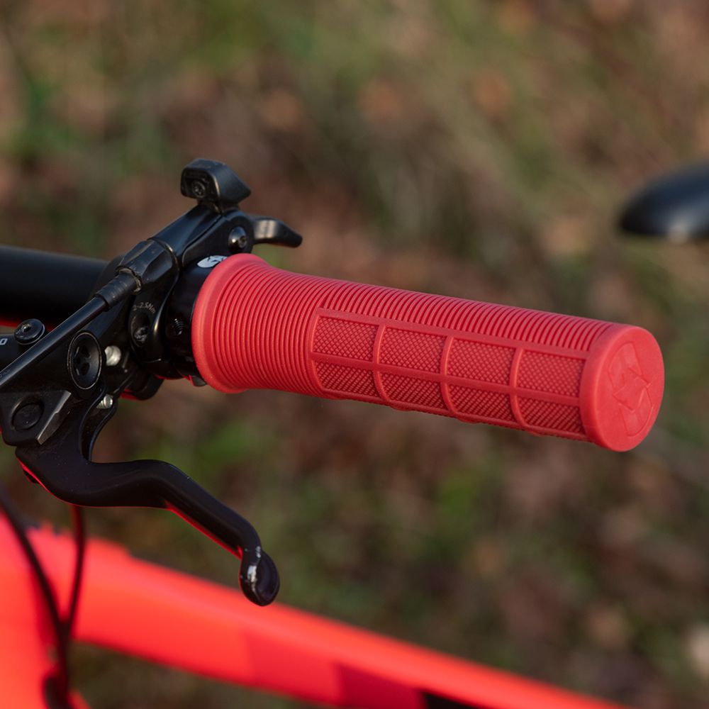 Oxford Loam Pedal & Driver Grip Bundle Red